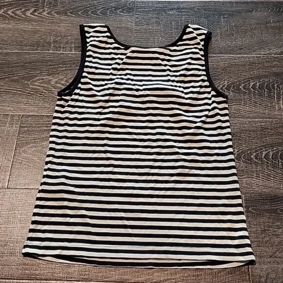 🌴 Simple Retro sweetheart, ribbed knit Tank Top 🌴 - Picture 5 of 5